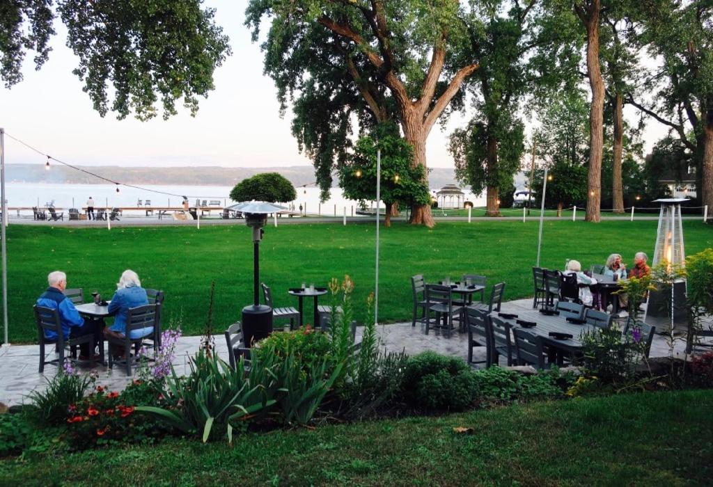 Plum Point Lodge Himrod 外观 照片