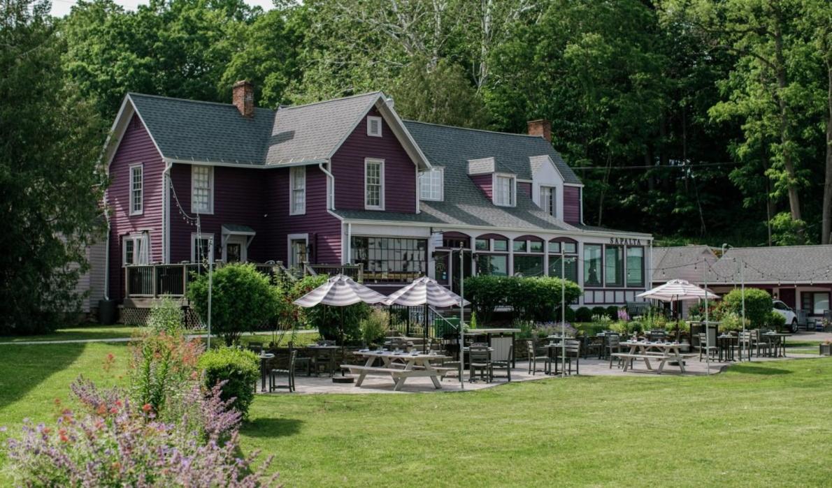 Plum Point Lodge Himrod 外观 照片